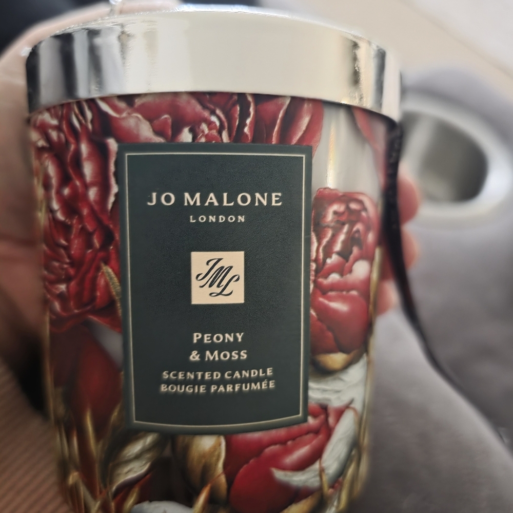 Jo Malone Candle Peony And Moss